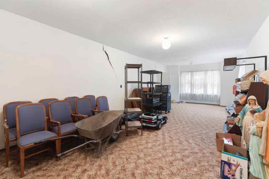 MLS® A2255826 - 5120 50 Street  in Daysland Daysland, Commercial