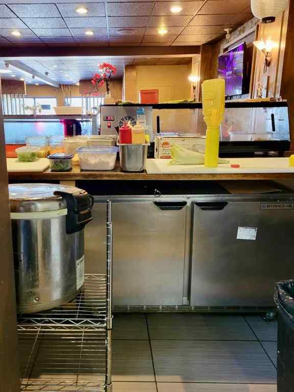 MLS® A2255827 - 201A Pembina Avenue  in Hillcrest Hinton, Commercial