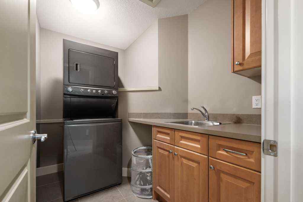 MLS® A2255830 - 24 Aspen Meadows Green SW in Aspen Woods Calgary, Residential