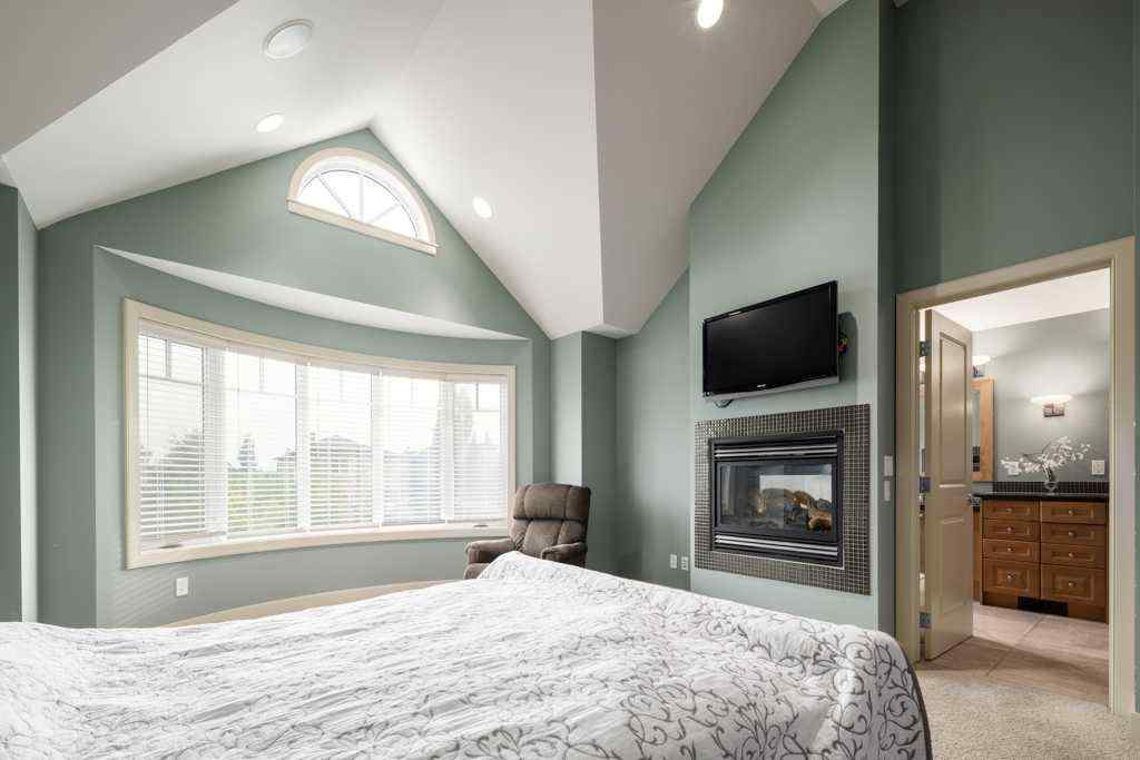 MLS® A2255830 - 24 Aspen Meadows Green SW in Aspen Woods Calgary, Residential