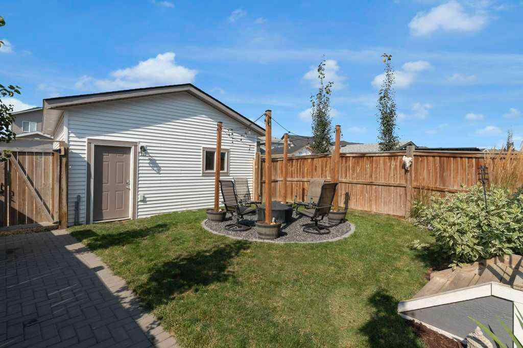 MLS® A2255831 - 204 Vista Drive  in NONE Crossfield, Residential