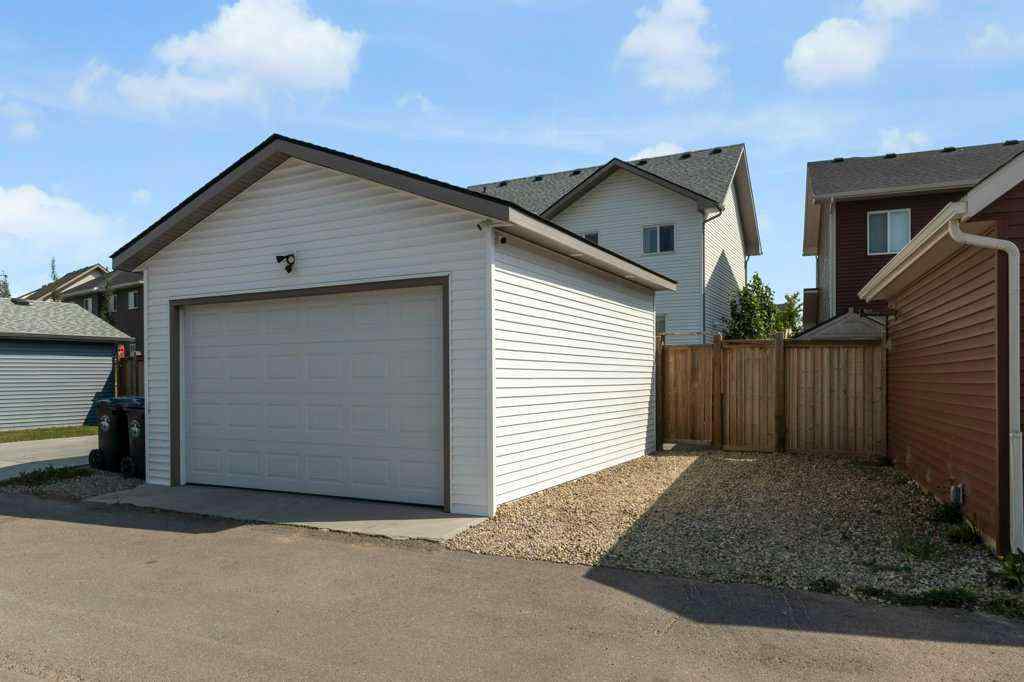 MLS® A2255831 - 204 Vista Drive  in NONE Crossfield, Residential