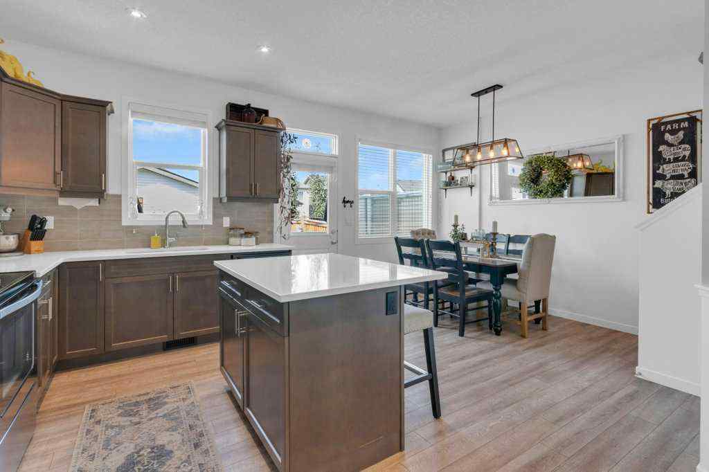 MLS® A2255831 - 204 Vista Drive  in NONE Crossfield, Residential