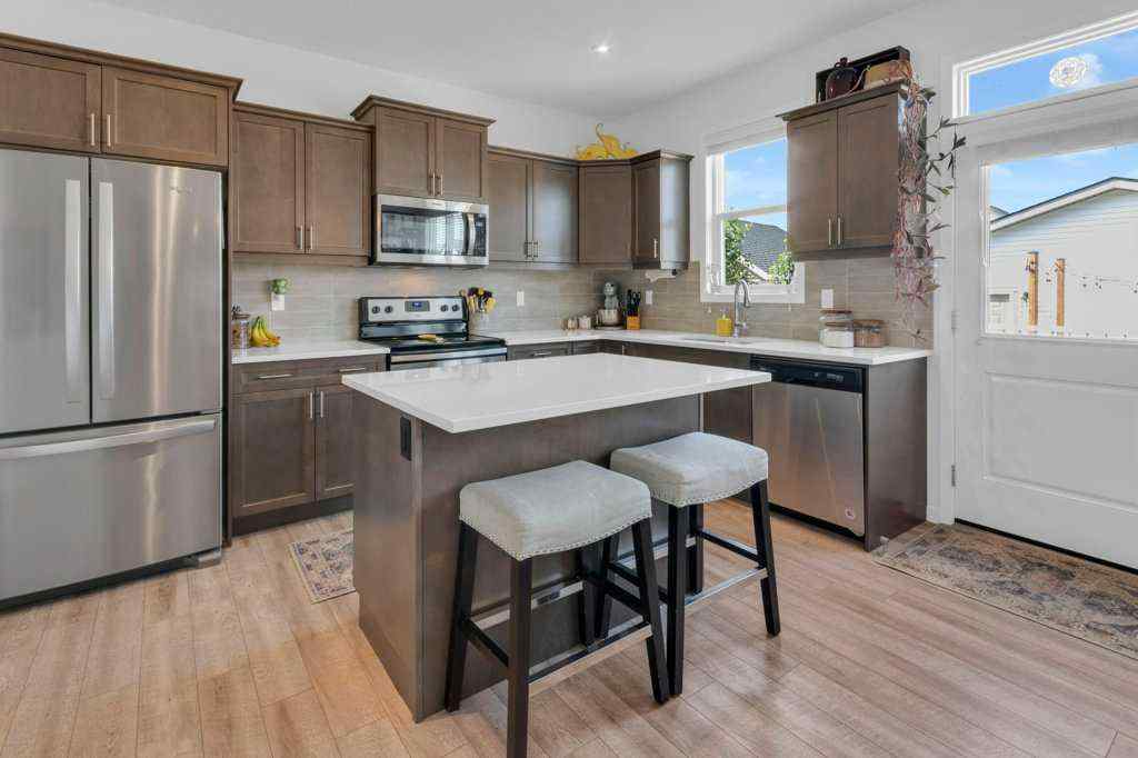 MLS® A2255831 - 204 Vista Drive  in NONE Crossfield, Residential