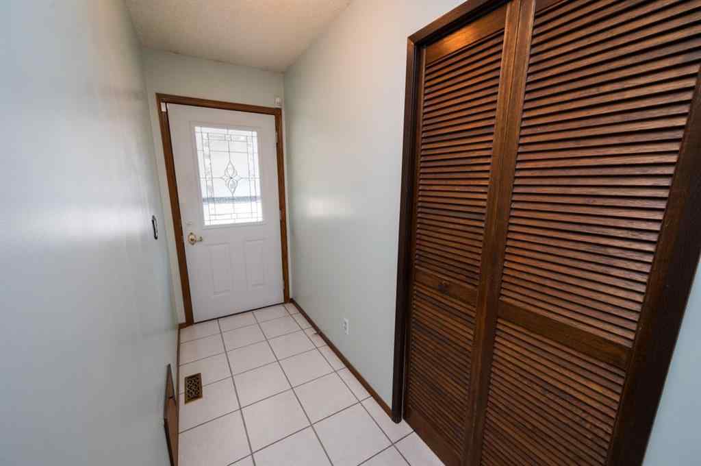 MLS® A2255832 - 23 Berry Avenue  in Bower Red Deer, Residential