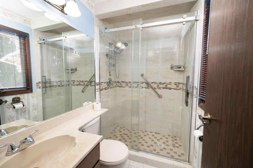 MLS® A2255832 - 23 Berry Avenue  in Bower Red Deer, Residential