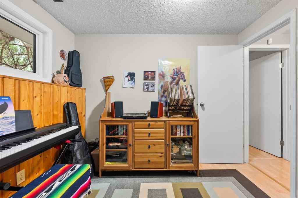 MLS® A2255843 - 489 Lake Ontario Place SE in Lake Bonavista Calgary, Residential
