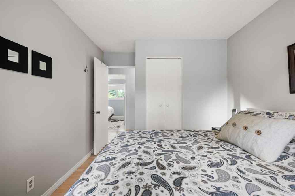 MLS® A2255843 - 489 Lake Ontario Place SE in Lake Bonavista Calgary, Residential