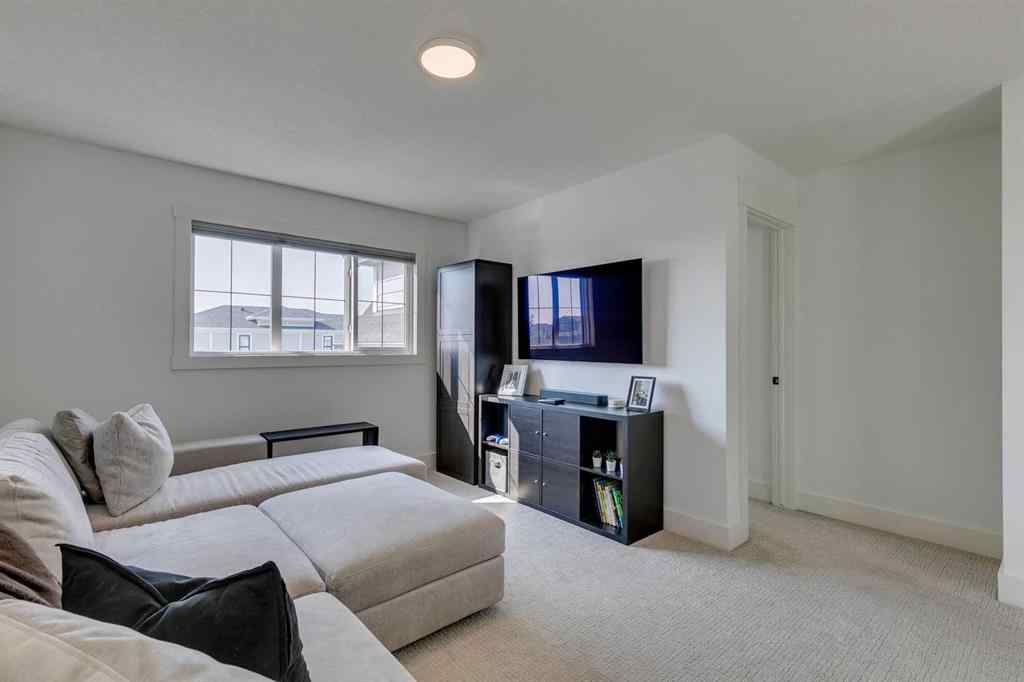 MLS® A2255845 - 150 Creekstone Passage SW in Pine Creek Calgary, Residential