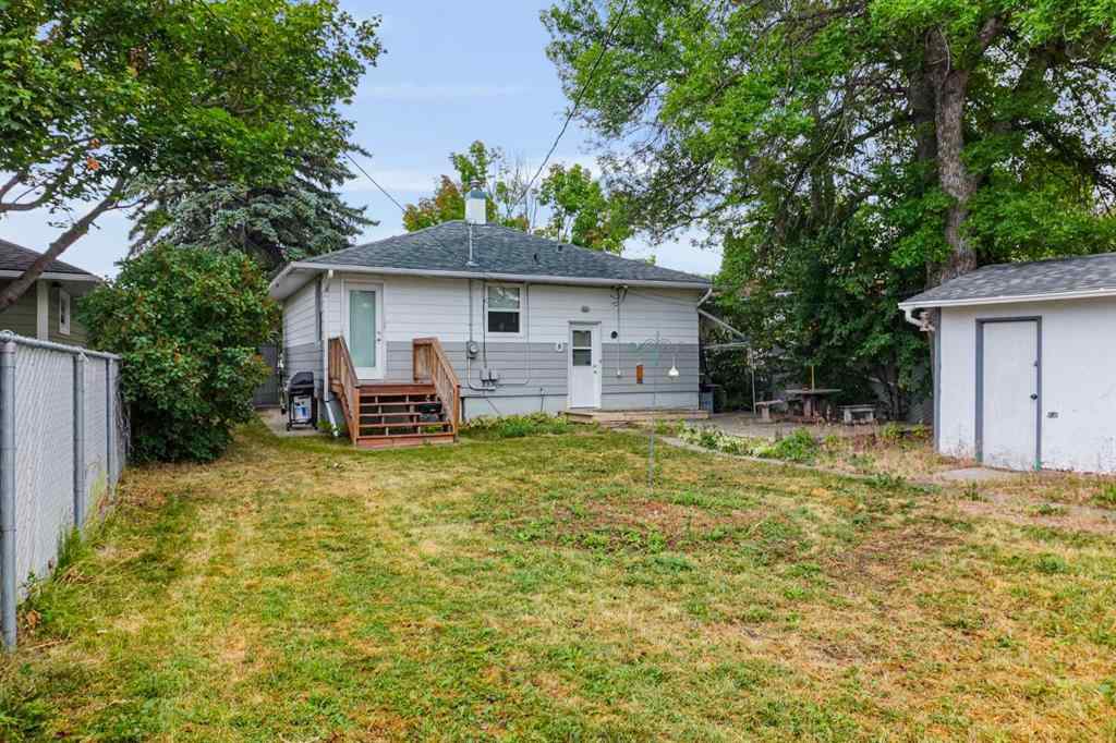 MLS® A2255851 - 518 21 Street S in Upper Eastside Lethbridge, Residential