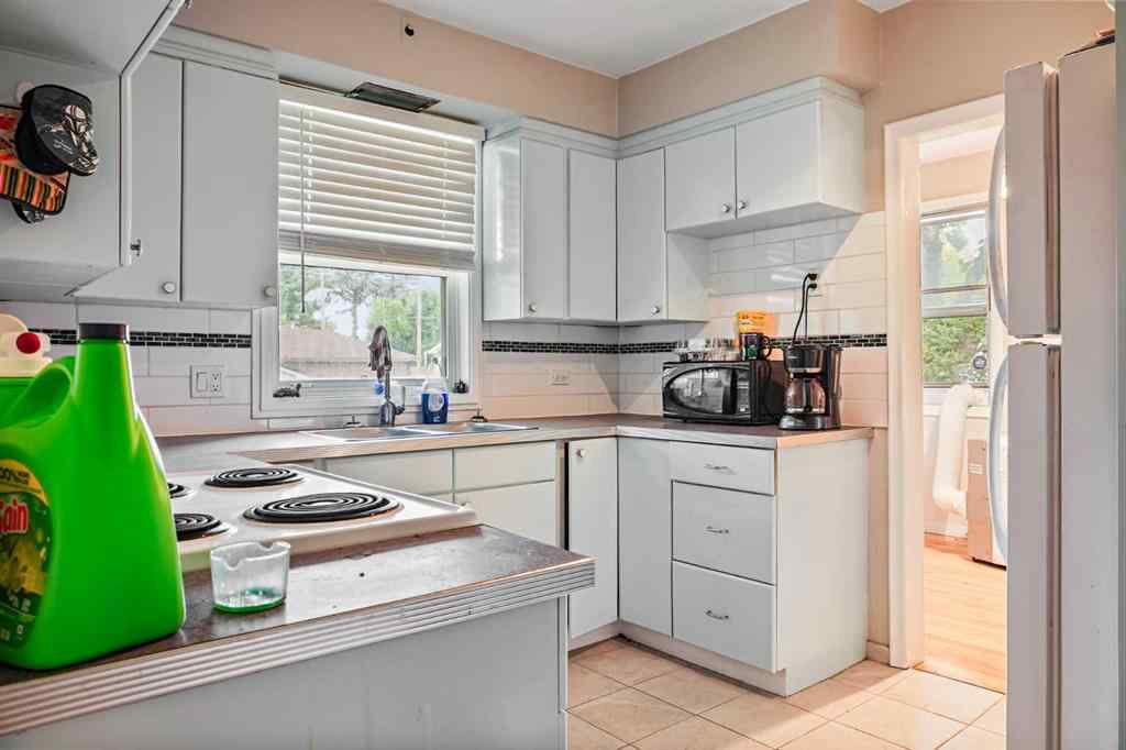 MLS® A2255851 - 518 21 Street S in Upper Eastside Lethbridge, Residential