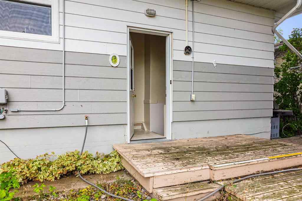 MLS® A2255851 - 518 21 Street S in Upper Eastside Lethbridge, Residential