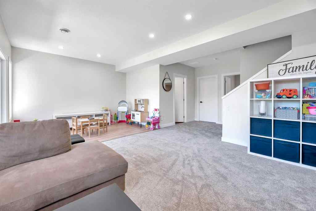 MLS® A2255855 - 656 Reynolds Crescent SW in Coopers Crossing Airdrie, Residential