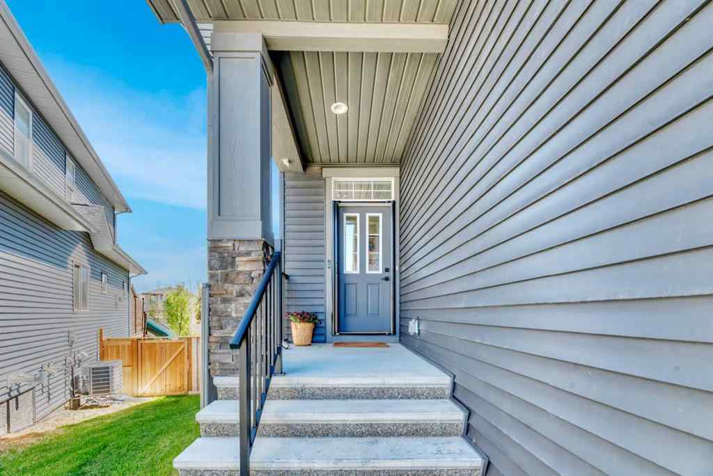 MLS® A2255855 - 656 Reynolds Crescent SW in Coopers Crossing Airdrie, Residential