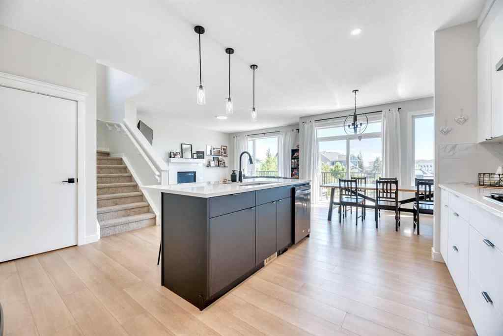 MLS® A2255855 - 656 Reynolds Crescent SW in Coopers Crossing Airdrie, Residential
