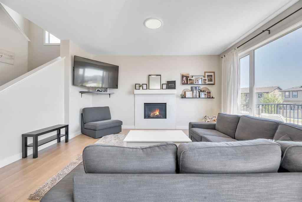 MLS® A2255855 - 656 Reynolds Crescent SW in Coopers Crossing Airdrie, Residential