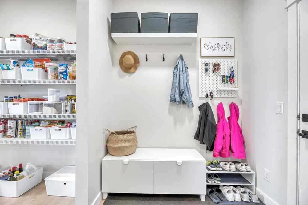 MLS® A2255855 - 656 Reynolds Crescent SW in Coopers Crossing Airdrie, Residential