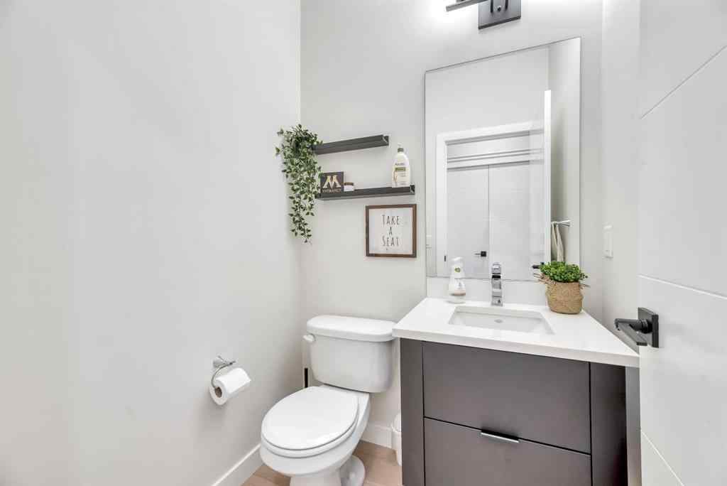MLS® A2255855 - 656 Reynolds Crescent SW in Coopers Crossing Airdrie, Residential