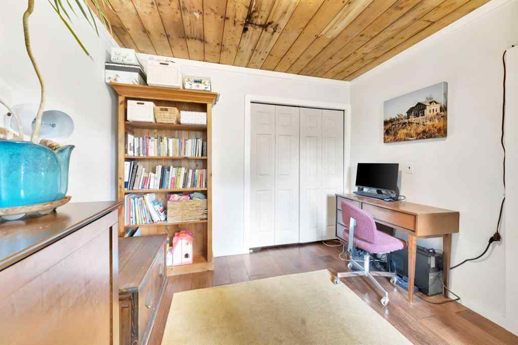 MLS® A2255857 - 4828 42 Street  in Larsen Grove Lloydminster, Residential