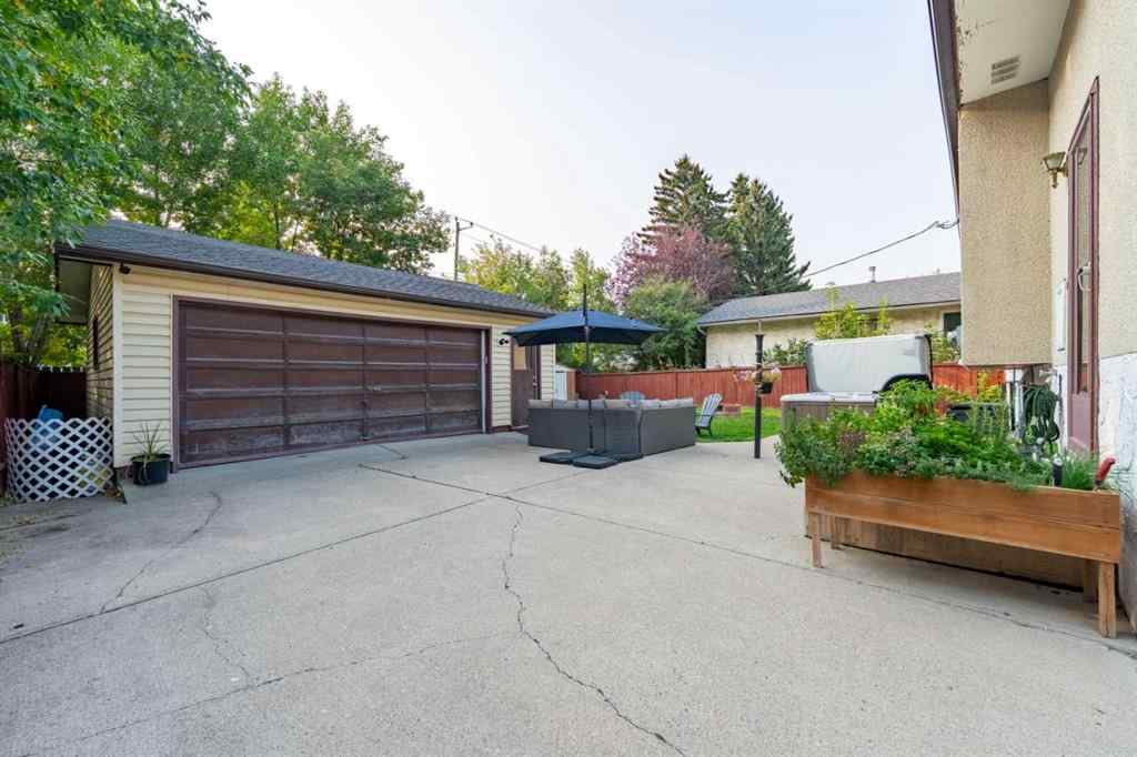 MLS® A2255861 - 143 Manora Drive NE in Marlborough Park Calgary, Residential