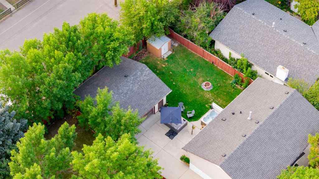 MLS® A2255861 - 143 Manora Drive NE in Marlborough Park Calgary, Residential