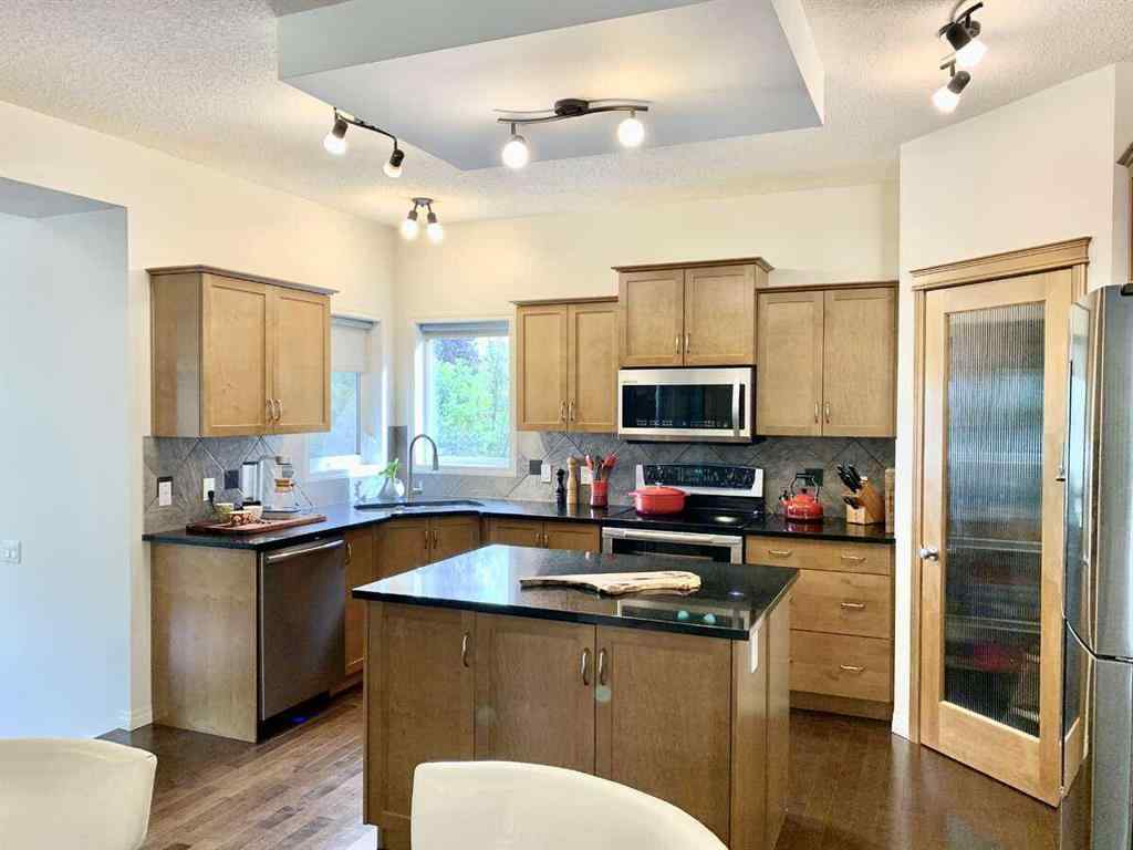 MLS® A2255866 - 360 Parkmere Green  in Westmere Chestermere, Residential