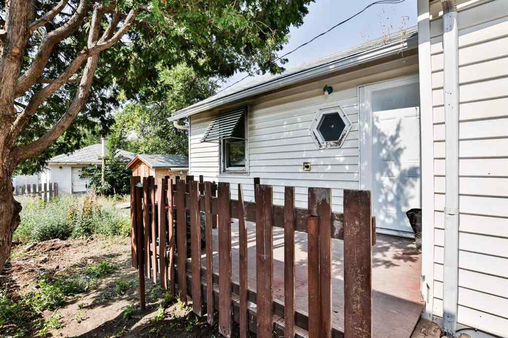 MLS® A2255867 - 140 20 Street N in Westminster Lethbridge, Residential