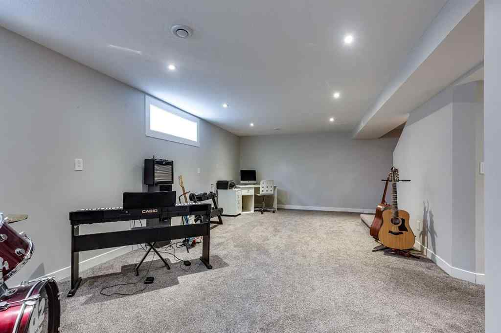 MLS® A2255872 - 48 Alton Close  in Anders South Red Deer, Residential