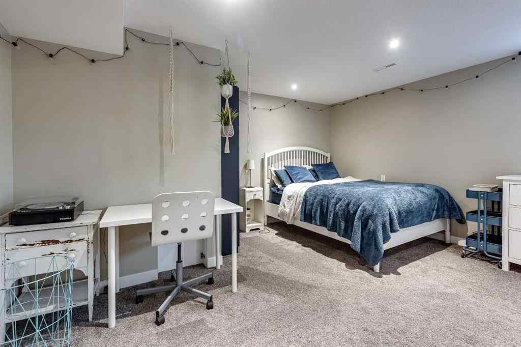 MLS® A2255872 - 48 Alton Close  in Anders South Red Deer, Residential