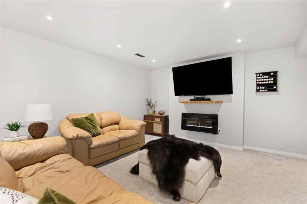 MLS® A2255874 - 49 Corbitt Way SE in Crestwood-Norwood Medicine Hat, Residential