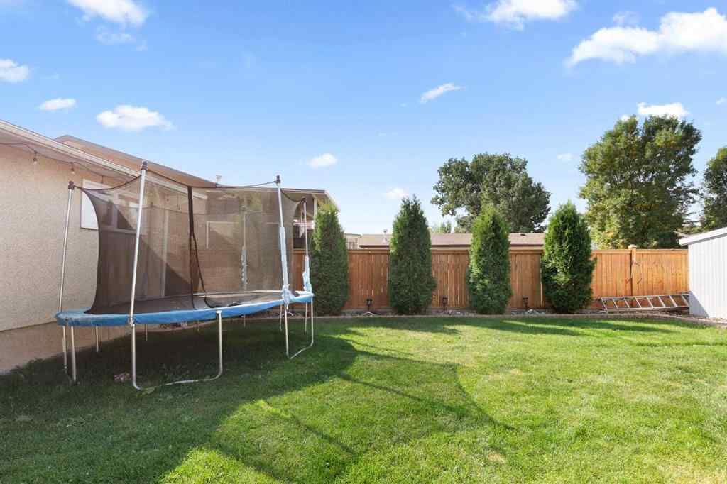 MLS® A2255874 - 49 Corbitt Way SE in Crestwood-Norwood Medicine Hat, Residential