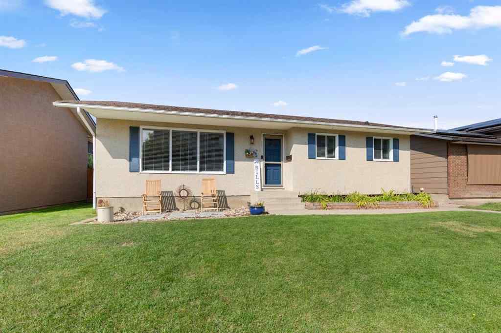 MLS® A2255874 - 49 Corbitt Way SE in Crestwood-Norwood Medicine Hat, Residential