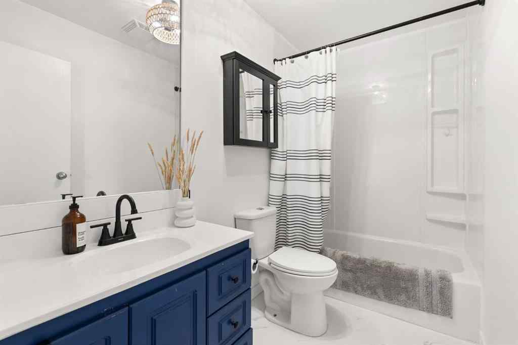 MLS® A2255874 - 49 Corbitt Way SE in Crestwood-Norwood Medicine Hat, Residential