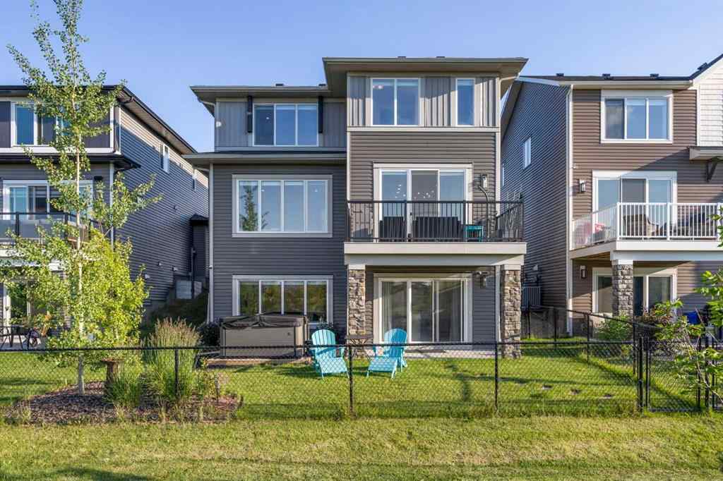 MLS® A2255875 - 656 Bayview Way SW in Bayview Airdrie, Residential