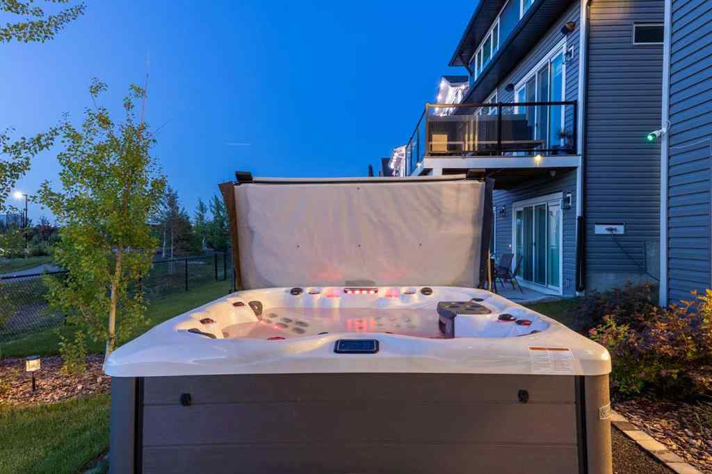 MLS® A2255875 - 656 Bayview Way SW in Bayview Airdrie, Residential