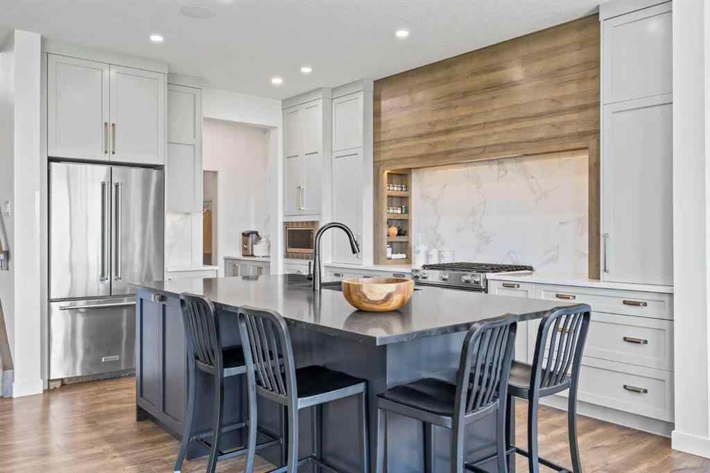 MLS® A2255875 - 656 Bayview Way SW in Bayview Airdrie, Residential