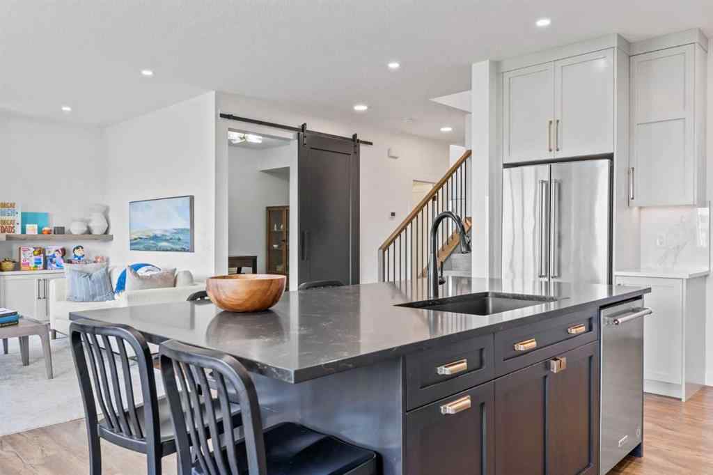 MLS® A2255875 - 656 Bayview Way SW in Bayview Airdrie, Residential