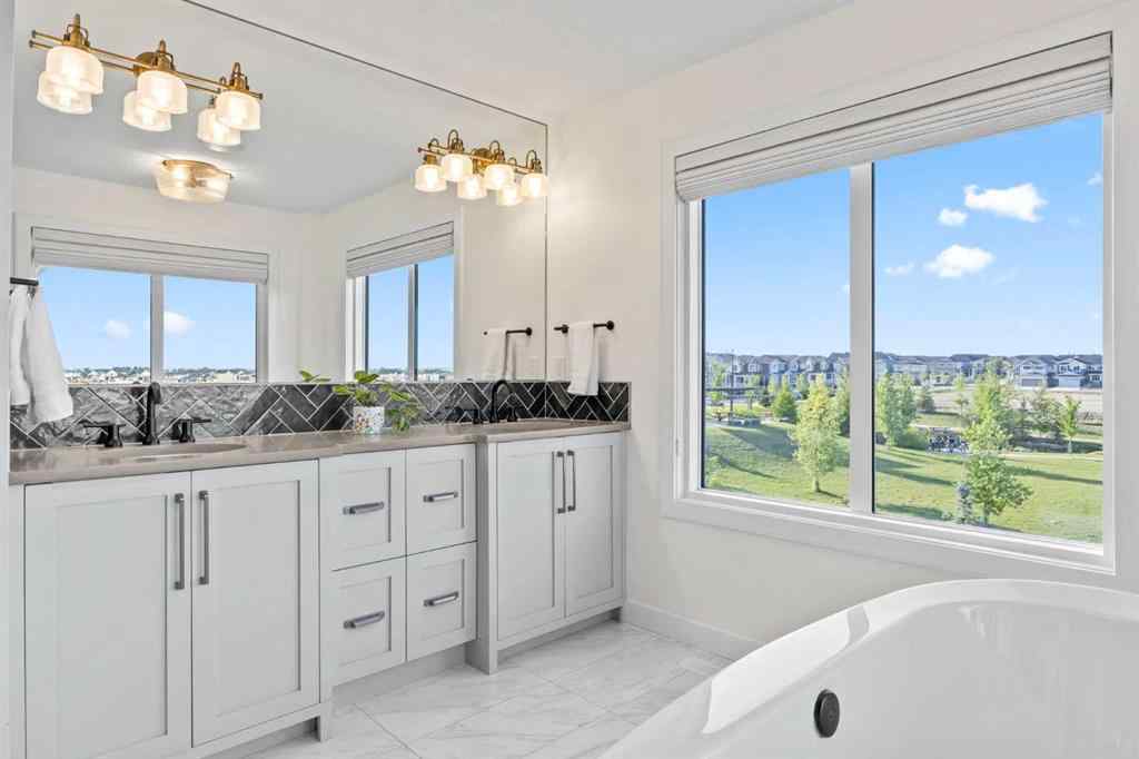 MLS® A2255875 - 656 Bayview Way SW in Bayview Airdrie, Residential