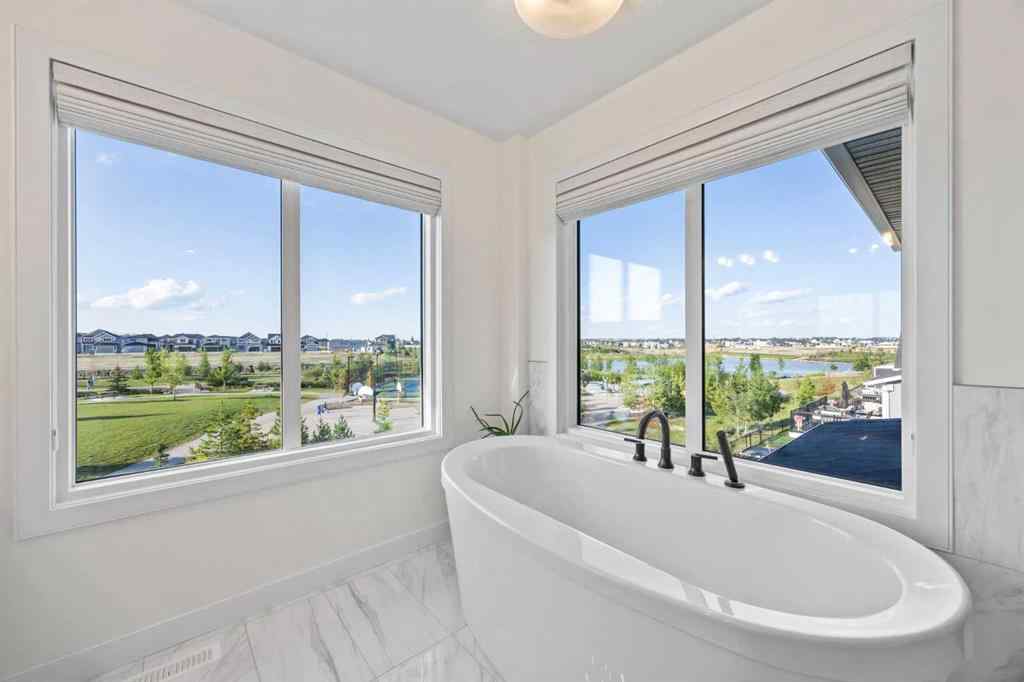 MLS® A2255875 - 656 Bayview Way SW in Bayview Airdrie, Residential