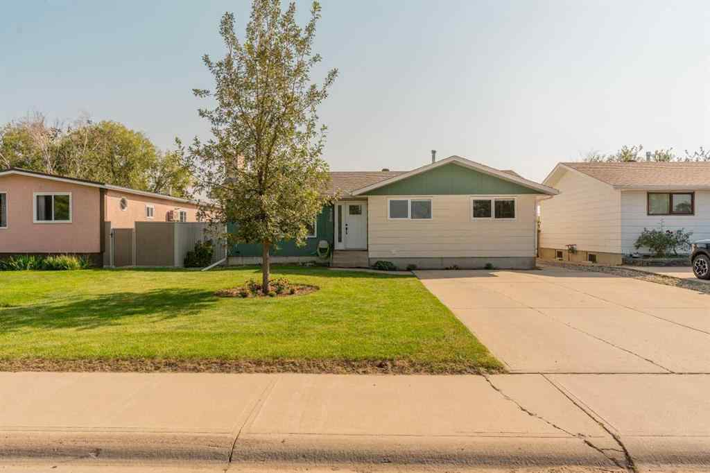 MLS® A2255876 - 4820 62 Avenue  in NONE Taber, Residential