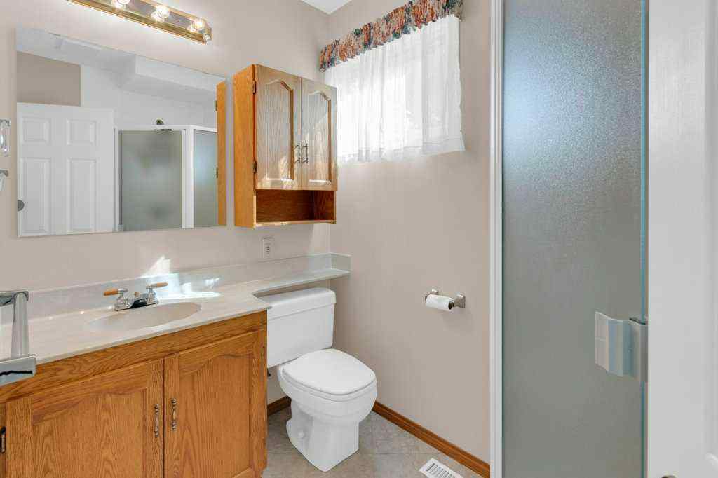 MLS® A2255879 - 4808 Nordegg Crescent NW in North Haven Calgary, Residential