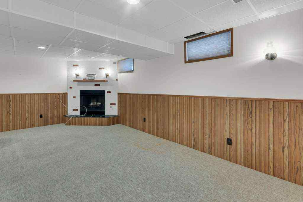 MLS® A2255879 - 4808 Nordegg Crescent NW in North Haven Calgary, Residential