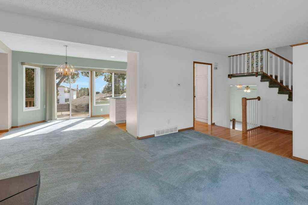 MLS® A2255879 - 4808 Nordegg Crescent NW in North Haven Calgary, Residential