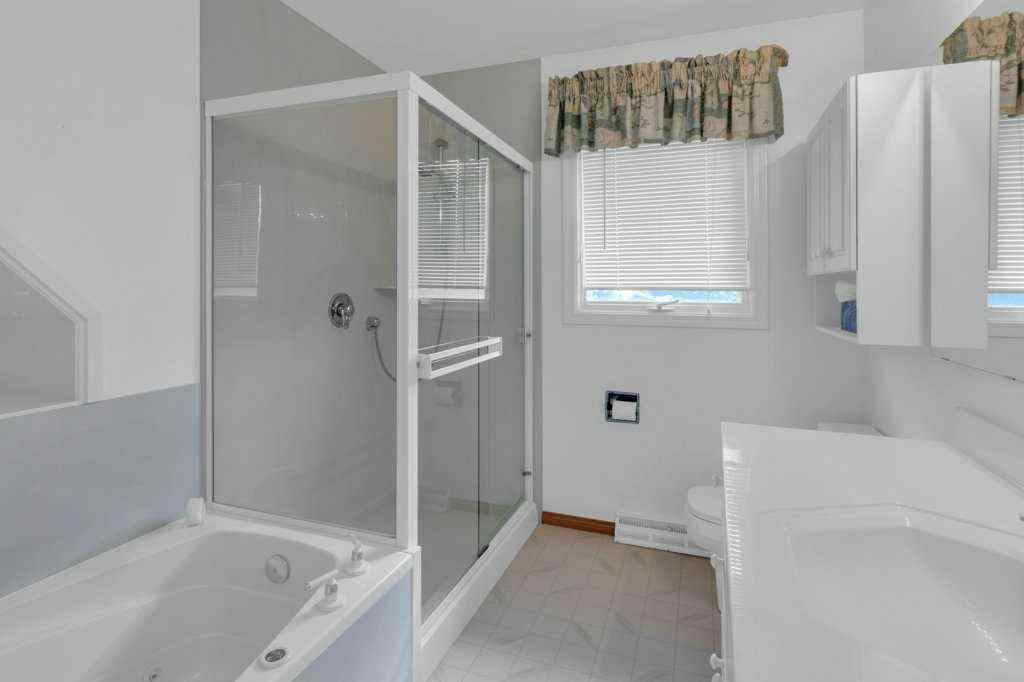 MLS® A2255879 - 4808 Nordegg Crescent NW in North Haven Calgary, Residential