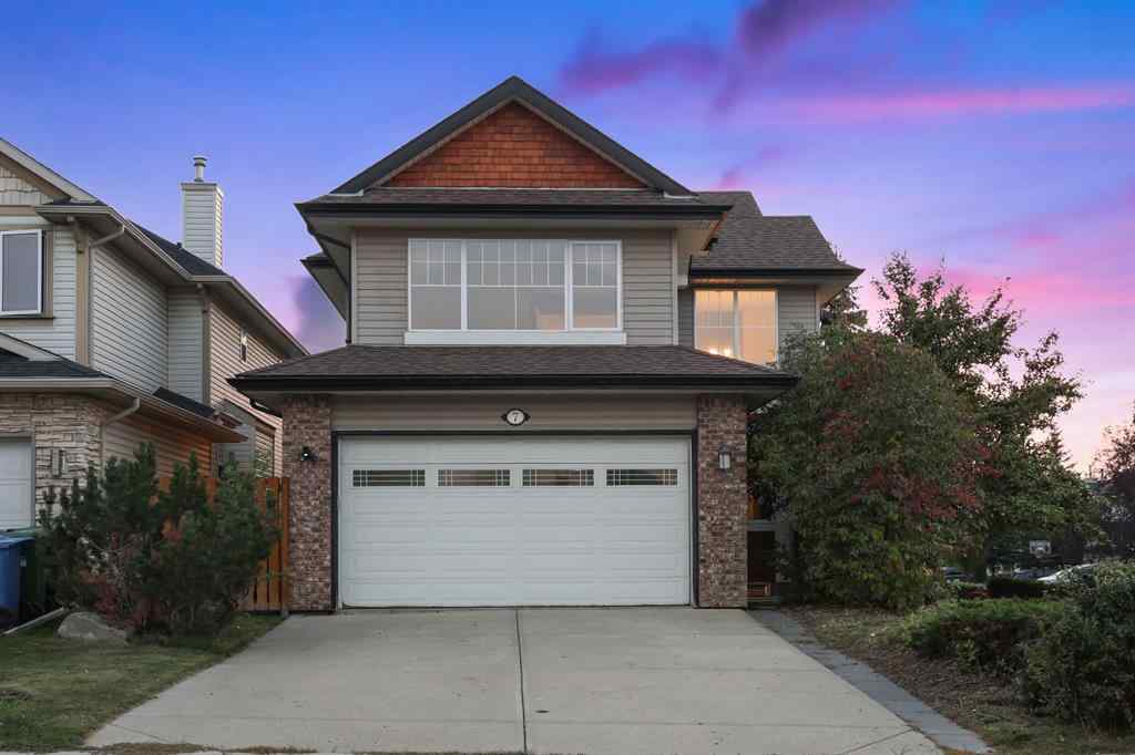 MLS® A2255881 - 7 Crestmont Drive SW in Crestmont Calgary, Residential