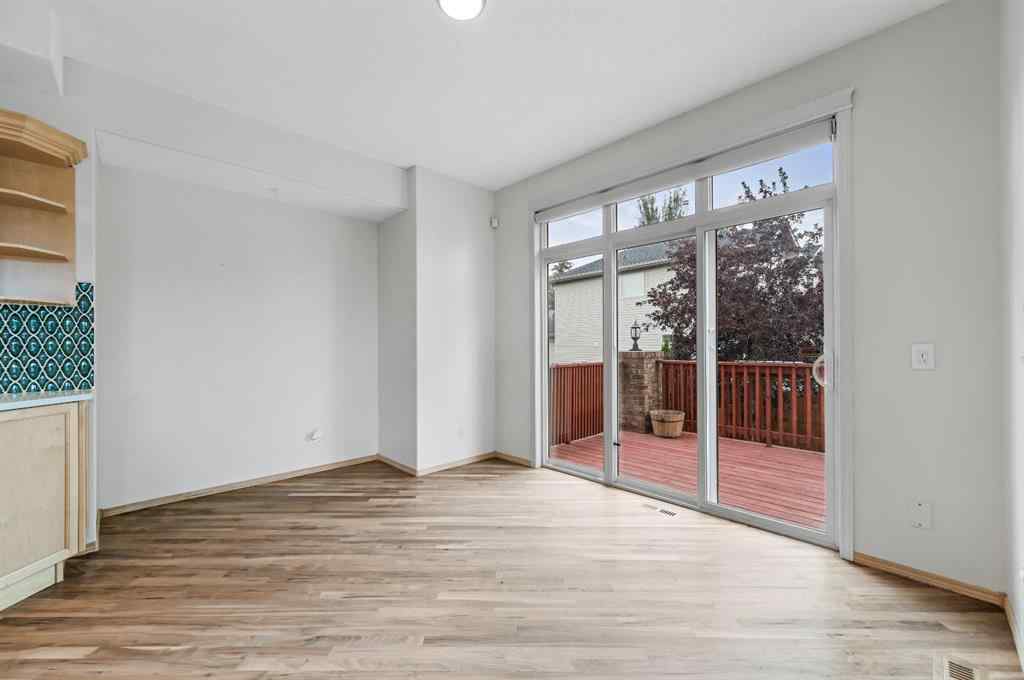 MLS® A2255881 - 7 Crestmont Drive SW in Crestmont Calgary, Residential