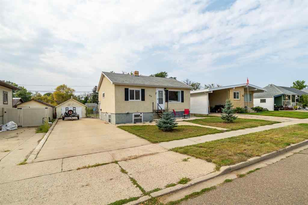 MLS® A2255883 - 316 2 Street SE in NONE Redcliff, Residential