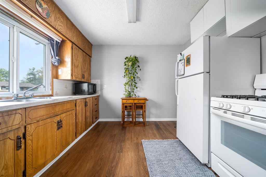 MLS® A2255883 - 316 2 Street SE in NONE Redcliff, Residential