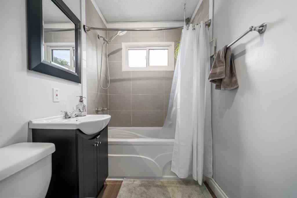 MLS® A2255883 - 316 2 Street SE in NONE Redcliff, Residential