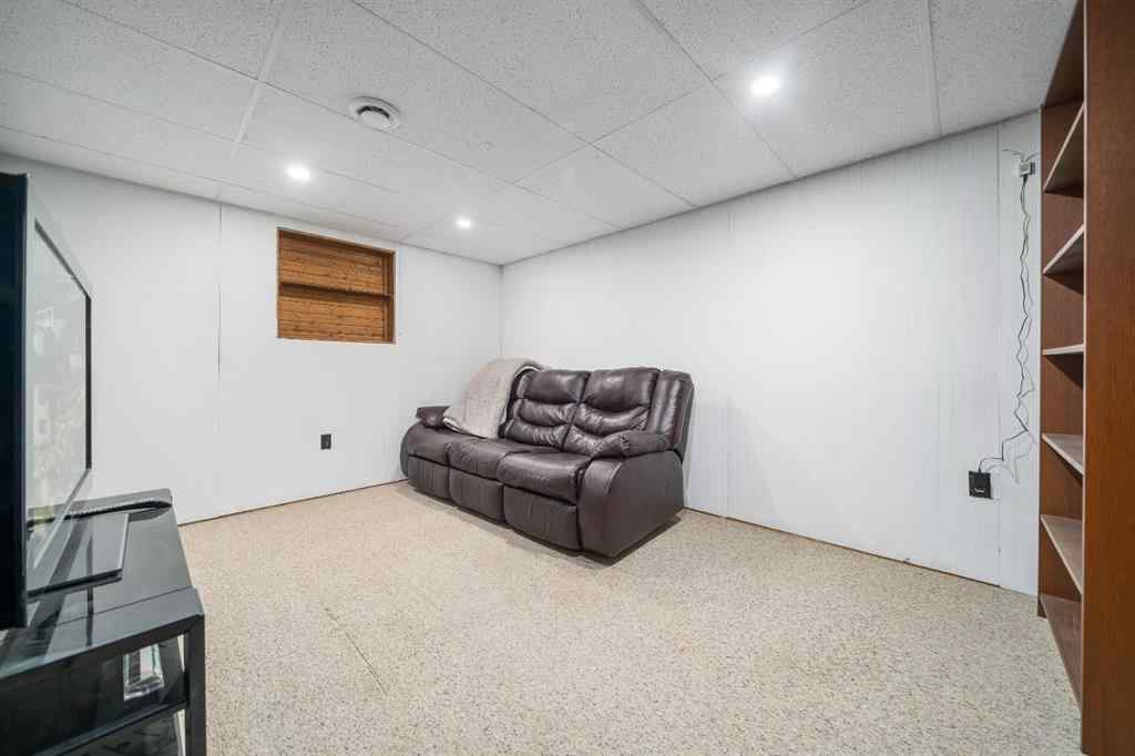 MLS® A2255883 - 316 2 Street SE in NONE Redcliff, Residential